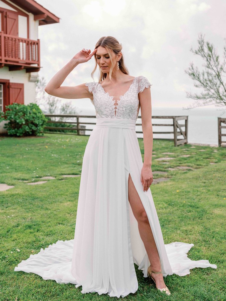 Robe Atika